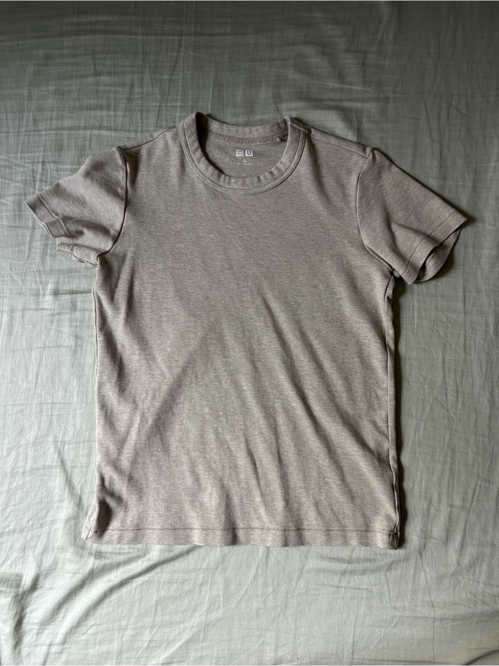 Uniqlo Classic Crewneck T-Shirt in Taupe